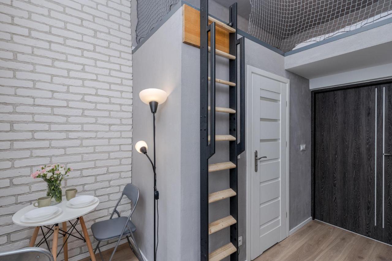 Parkside Fresh Apartments - Old Town Guesthouse - By Upstairs คราคูฟ ภายนอก รูปภาพ
