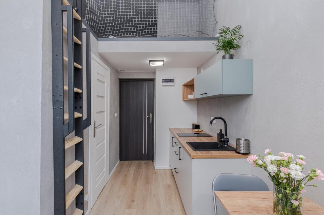 Parkside Fresh Apartments - Old Town Guesthouse - By Upstairs คราคูฟ ภายนอก รูปภาพ